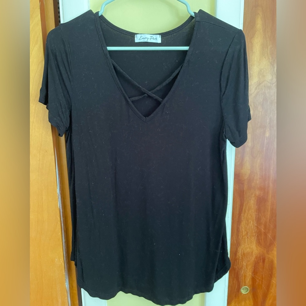 Criss Cross Detail Short Sleeved Tee